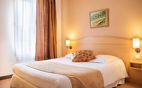 Brit Hotel Chateaudun